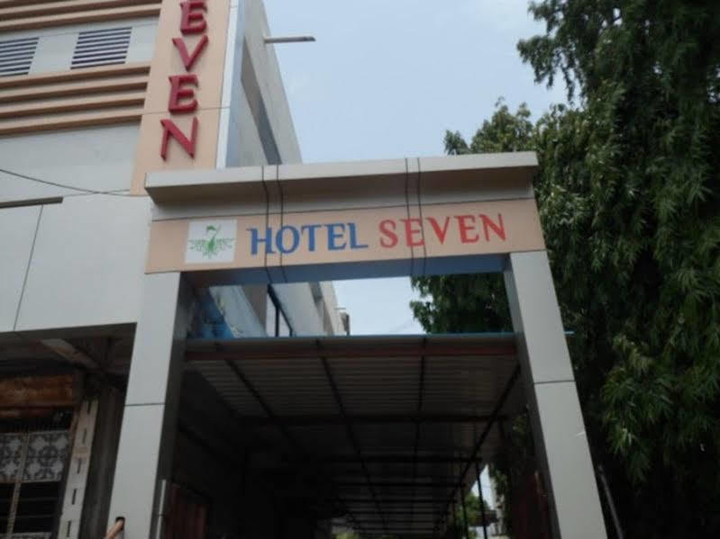 Hotel Seven Ahmadabad Zewnętrze zdjęcie
